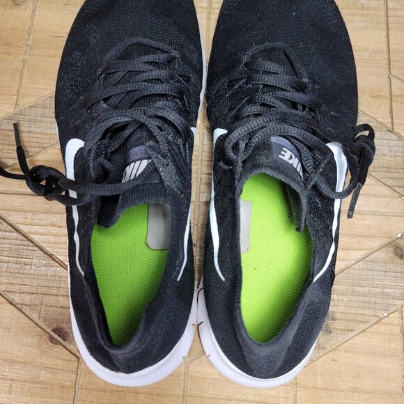 Nike Free RN Flyknit Running Sneakers Shoes Mens 11.5 Black White 880843 001 - Picture 11 of 12